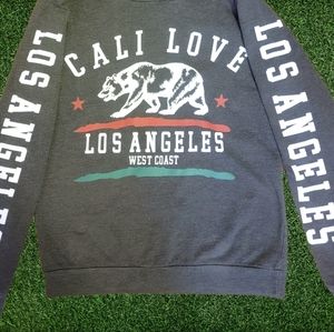 On FIRE CALI LOVE Size Medium Hoodie Sweatshirt Los Angeles Sleeve